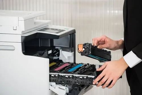 Tonertausch am Drucker